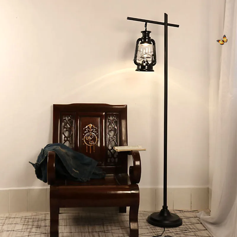 American retro floor lamp, black kerosene lamp, living room bedside lamp, Nordic industrial style iron art LED floor lamp