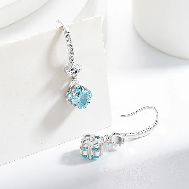 Geometrically refined ice flower cut lucky grass 925 sterling silver hypoallergenic high-quality ear hook earrings for ladies, e