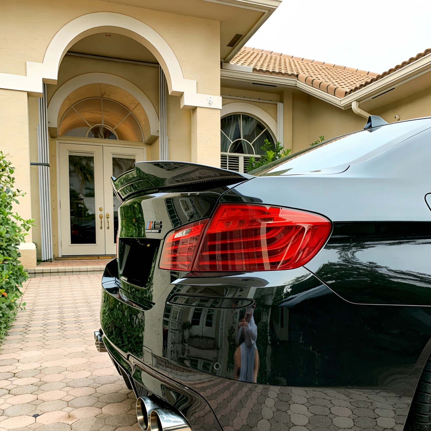 

For Bmw F10 F18 M5 520i 525i 528i 530i 535i 2010-2017 Rear Boot M4 Style Car Rear Trunk Roof Lip Spoiler Cap Splitter Tail Wing