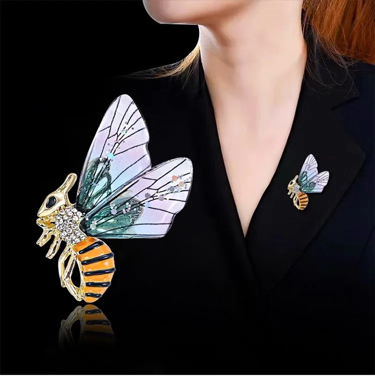 Trendy Multicolour Alloy Bee Wings Brooches For Women Metal Crystal Insect Brooch Party Birthday Winter Jewelry