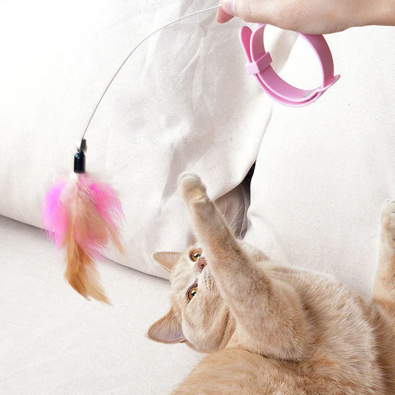 Divertenti giocattoli interattivi per gatti collare di silice Feather Teaser Stick con campana gattino che gioca Teaser Wand Training Toys forniture