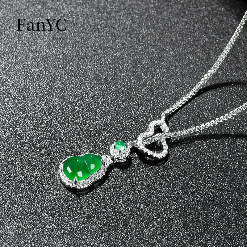 

Natural A-grade Jadeite Yang Green Gourd Pendant S925 Sterling Silver Setting Exquisite Ice-type Jadeite Necklace Ladies' Gift