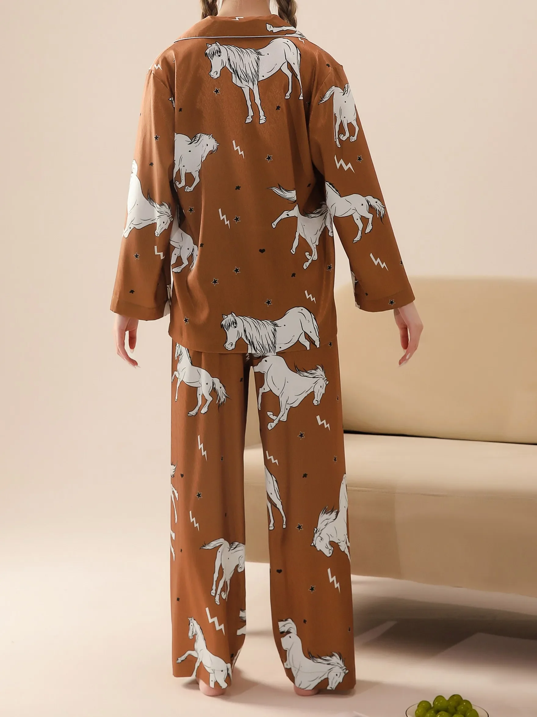 2024 New Women\'s Two-Piece Pajamas Set - Long Sleeves and Pants with Everyday Horse Print. Comfortable Silk-Textured Satin for a