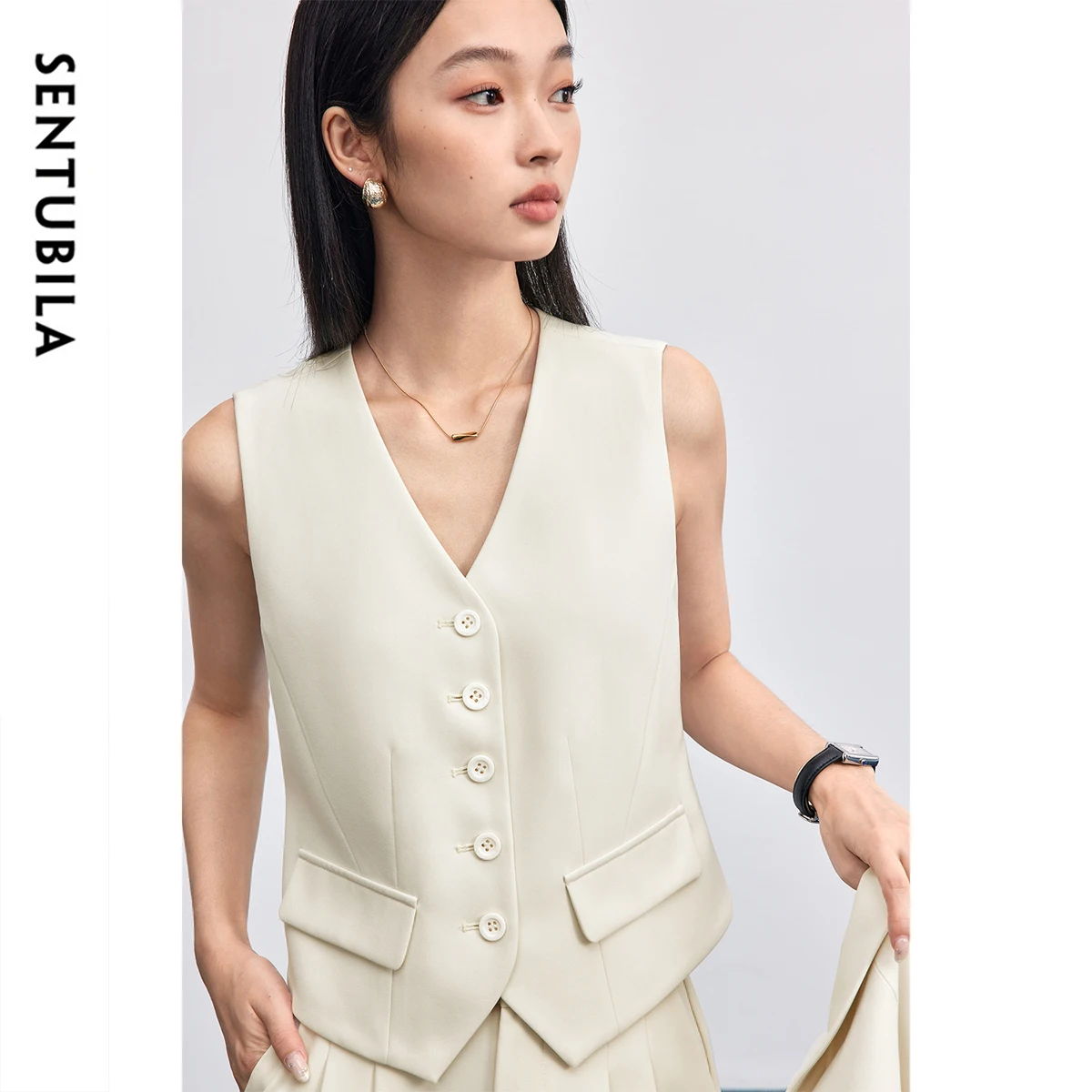 SENTUBILA Suit Vest For Woman 2025 Autumn V-Neck Solid Single-breasted Fake Pocket Waistcoats Sleeveless Tops 153JA2260