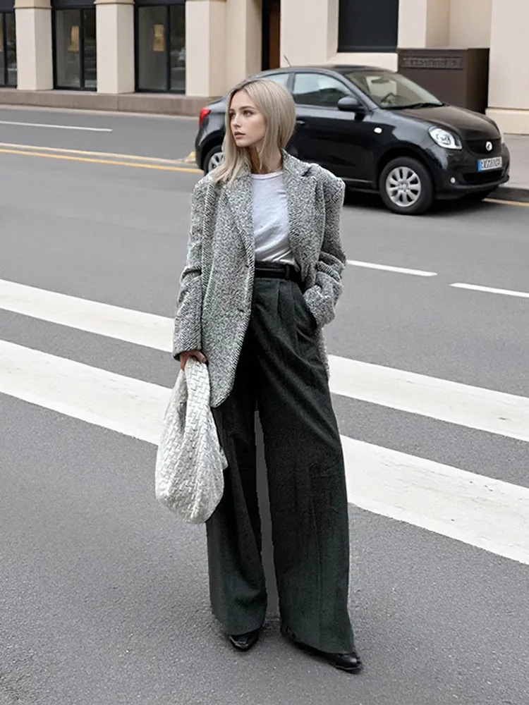 

Women's Loose Tweed Coat 2025 Fashion High Street Autumn Blazer Jackets Lady Double Button Lapel V-neck Long Sleeve Outerwears