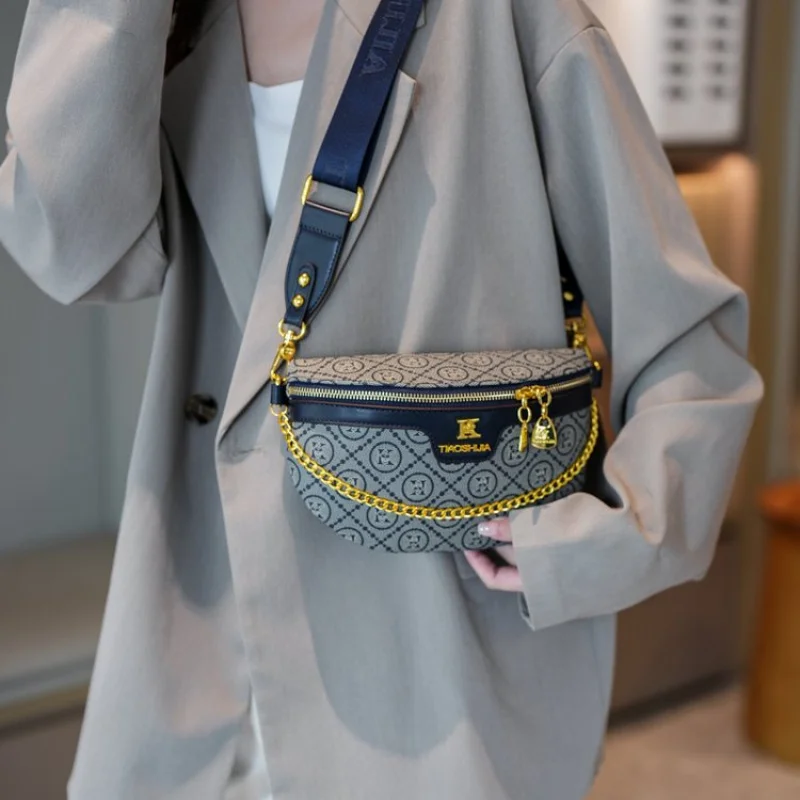 

Top-Tier Ladies Tote Bag Made Of Goatskin Leather Featuring High-End San Marino Famous Commuter Lightweight Soft Look