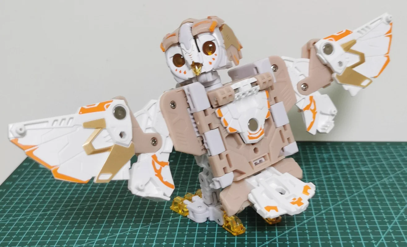 52 brinquedos besta caixa série branco ruído coruja transformável brinquedo mecha modelo na moda estatueta charme colecionável presente série ornamentos