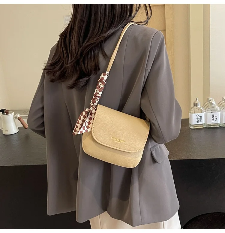 

Fashion women's bags niche design bags women's 2025 new trend high-end sense versatile shoulder messenger bag