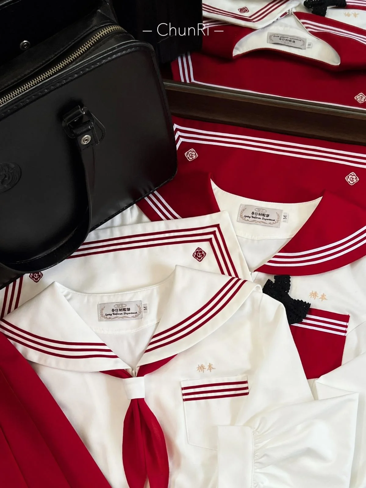 

Оригинальная весенняя часть дня【un eng Gao Xiao】Красная футболка с вышивкой orm ort Sve Top Jk orm School Supply Fe...