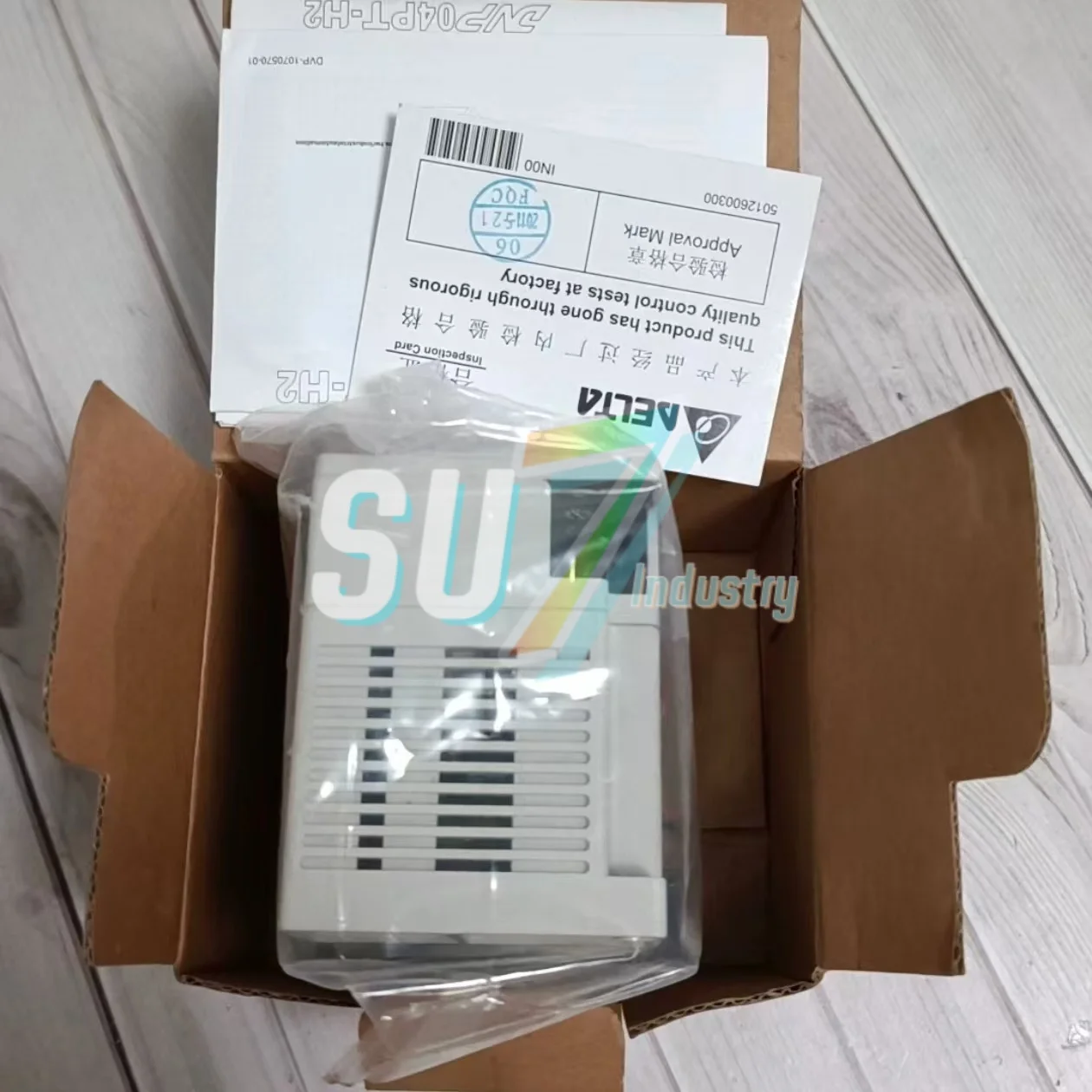 DVP04DA-SL DVP04PT-E2 DVP04PT-H2 PLC モジュール新オリジナル