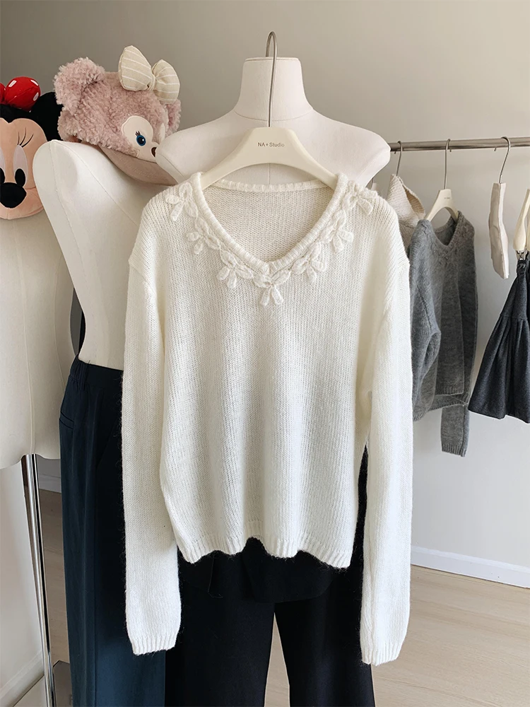 Women's White Pullover Sweater Knitted Harajuku Y2k Long Sleeves V-Neck Cashmere Sweater 2000s Vintage Aesthetic Clothes Autumn