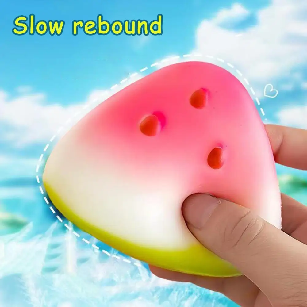 1/2 個スイカピーススクイーズおもちゃストレスリリーフフルーツピンチ感覚おもちゃ子供大人ソフトストレスボール落ち着くフィジェットおもちゃ