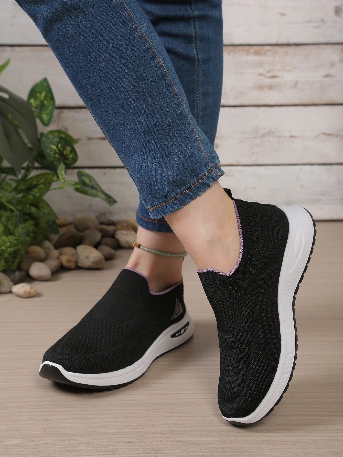 Atmungsaktive Slip-On Sneakers für Damen, Bequeme Rutschfeste Gehschuhe für Senioren, Lässige Sportschuhe – Detail 2