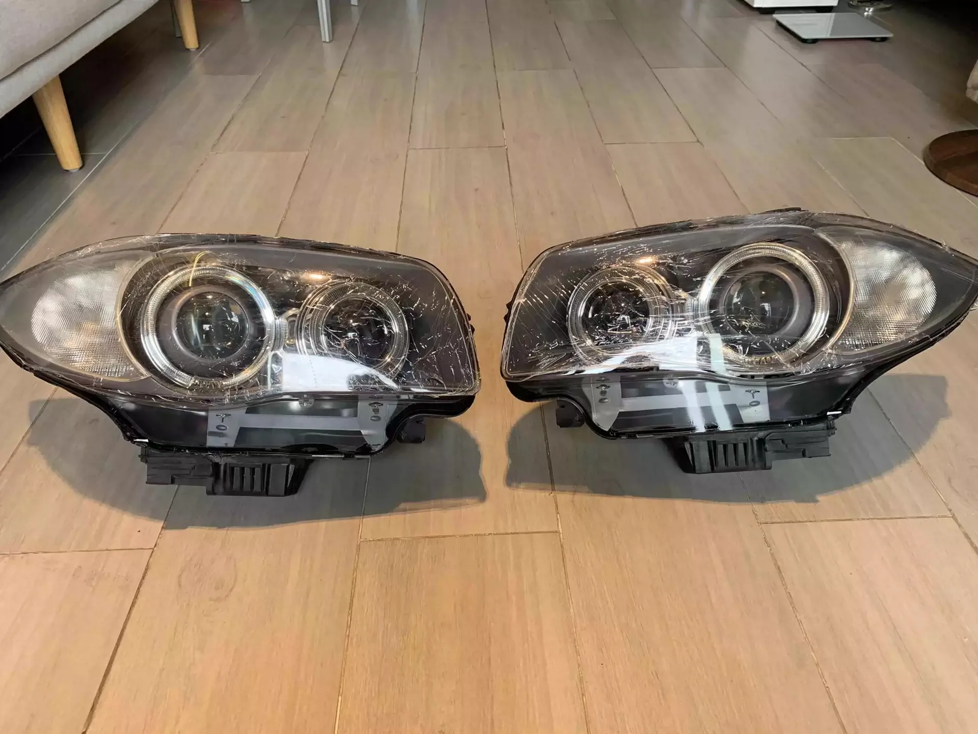 Front light Headlamp Headlight for BMW 1 series E87 E82 Angel eye DRL Daytime Running Light Turn signal