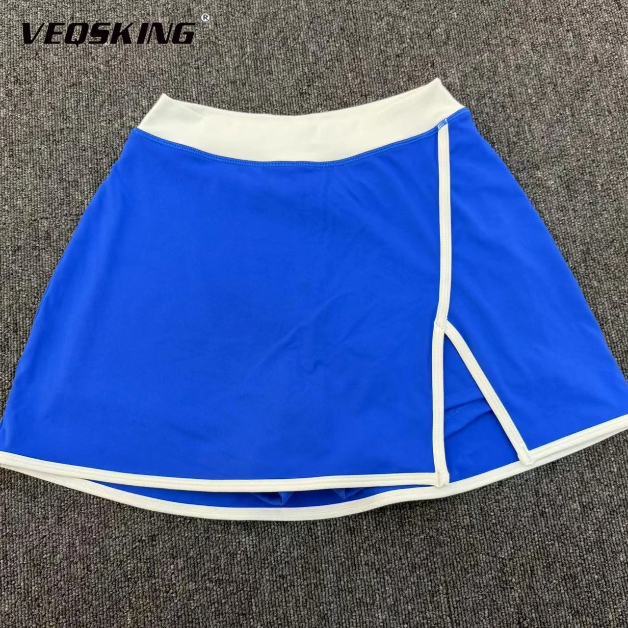 

Women's Contrasting Split Sports Skirt, Tight Fitting Anti Glare Tennis Skirt, Patchwork Design Fitness Running Yoga Skirt