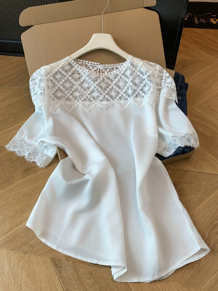 

French Style Lace Hollow out Splice Half Sleeve Shirt Women Summer Fashionable Sun Protection Top Lace Trim round Neck T-Shirt