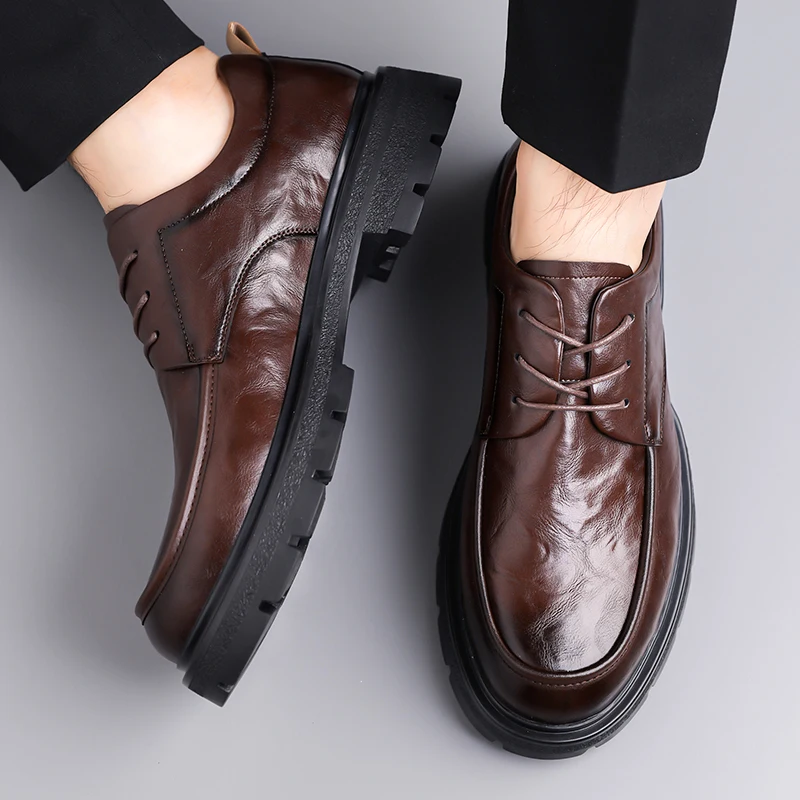 

New Men's casual leather shoes Comfortable gentleman classic style Fashion Party Black brown height increasing shoes Hot