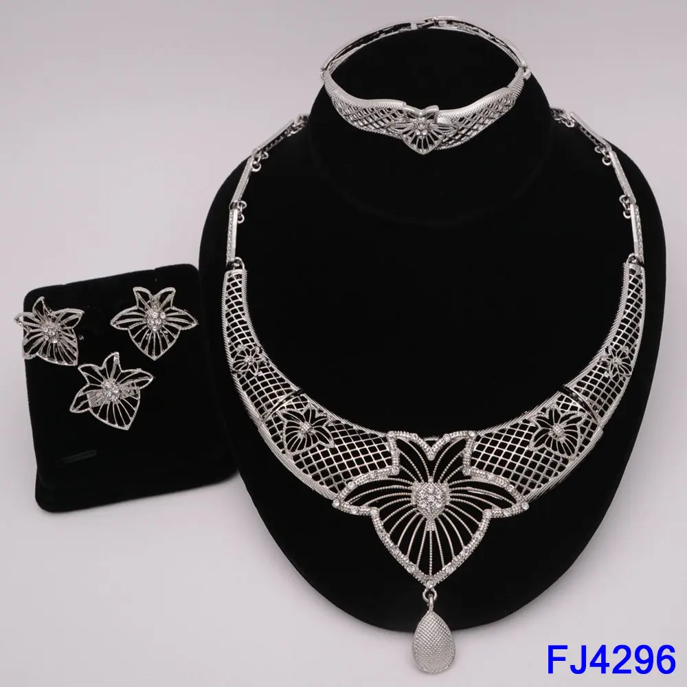 Gold Color Jewelry Sets For Women Necklace Earrings Dubai African Indian Bridal Accessory flowers Jewelry sets Necklace