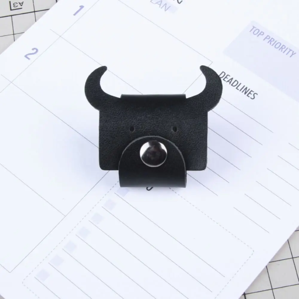 Earphone Cord Organizer Cute Animal Leather Cable Winder Anti Loss Anti Winding Cable Protector Clip Bear/cattle
