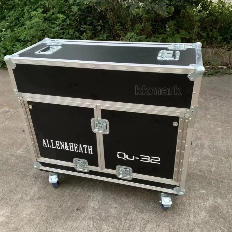 KKMARK Flip Flight Road case for Allen Heath Qu32 Sq7 Sq6 Mixer