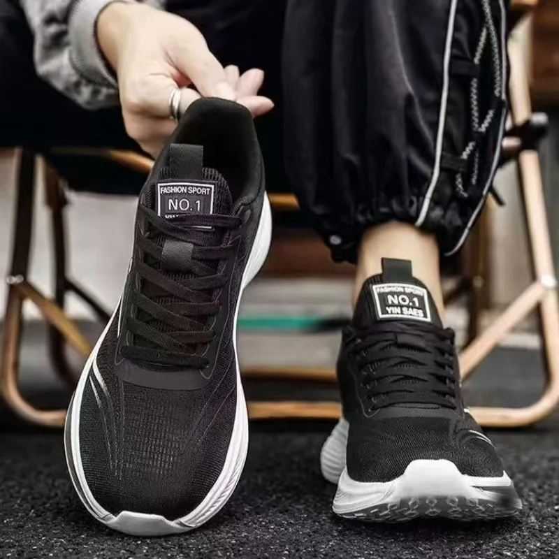 

Men's Sports Shoes, Lightweight and Comfortable, Lace Up Sports and Leisure Shoes, 2026 Spring and Autumn Sports Shoes 39-47