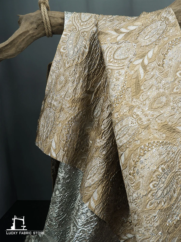 Resplendent palace style, European bright silk blend, three-dimensional texture, embossed jacquard fabric, jacket, designer fabr