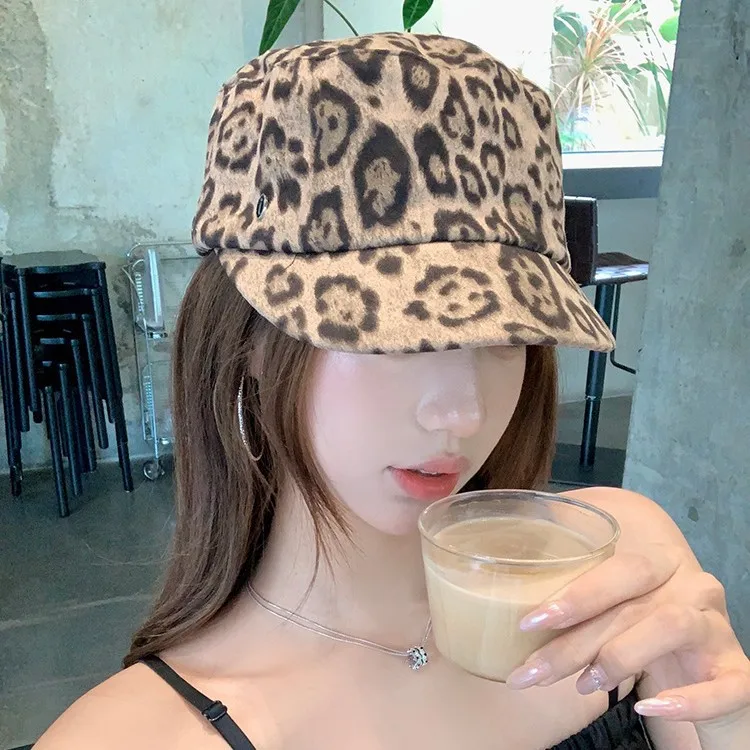 Summer Retro Old Money Style Leopard Print Flat Top Baseball Cap for Women Travel All-match Sun Protection Knight Equestrian Hat