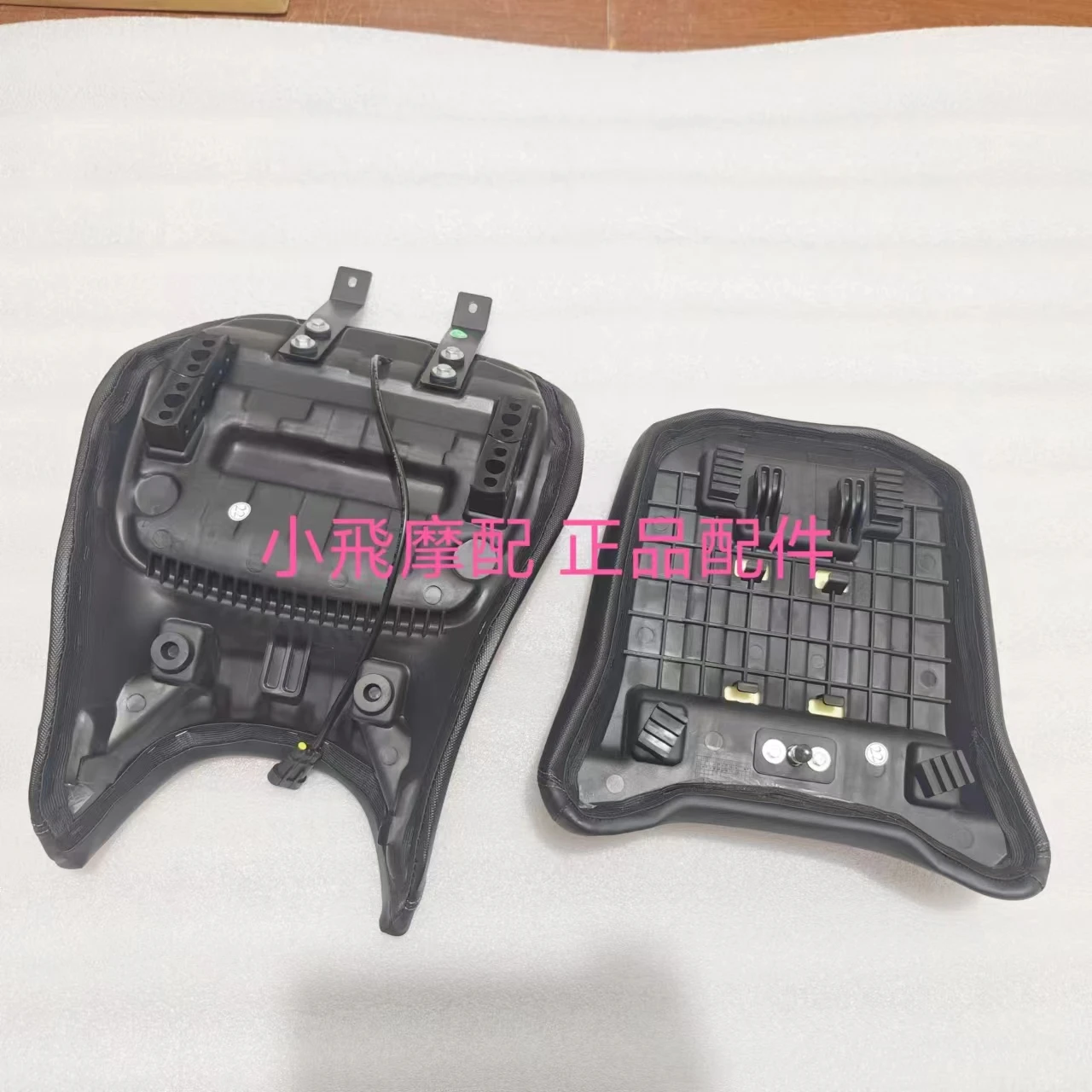 

Benelli TRK 552 Heating Seat Cushion Motorcycle Benelli TRK 552X Accessories TRK552 Rear Seat Cu0shions Passenger Seats