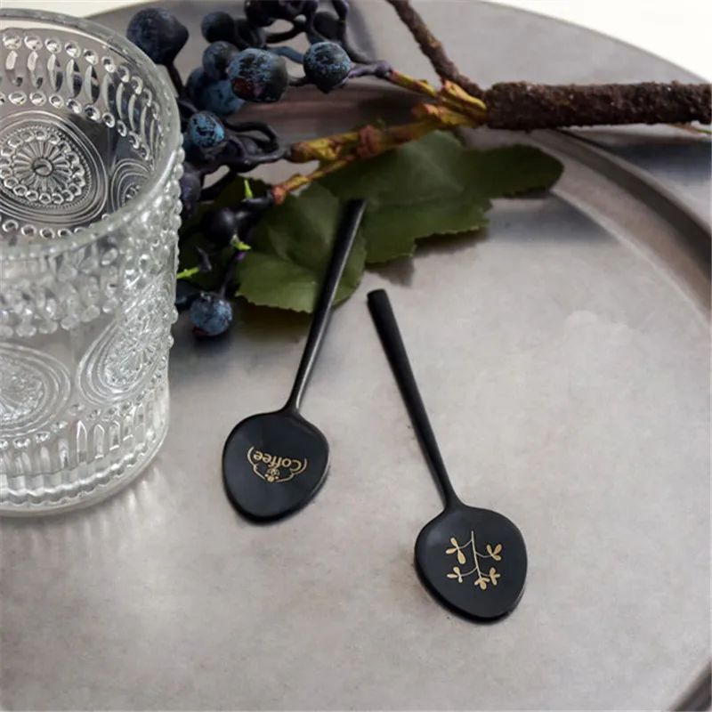 Black 304 Stainless Steel Tea Spoon Coffee Mixing Spoon Stickers Golden Carved Ice Cream Spoon Honey Stirring Spoon Dessert Cake
