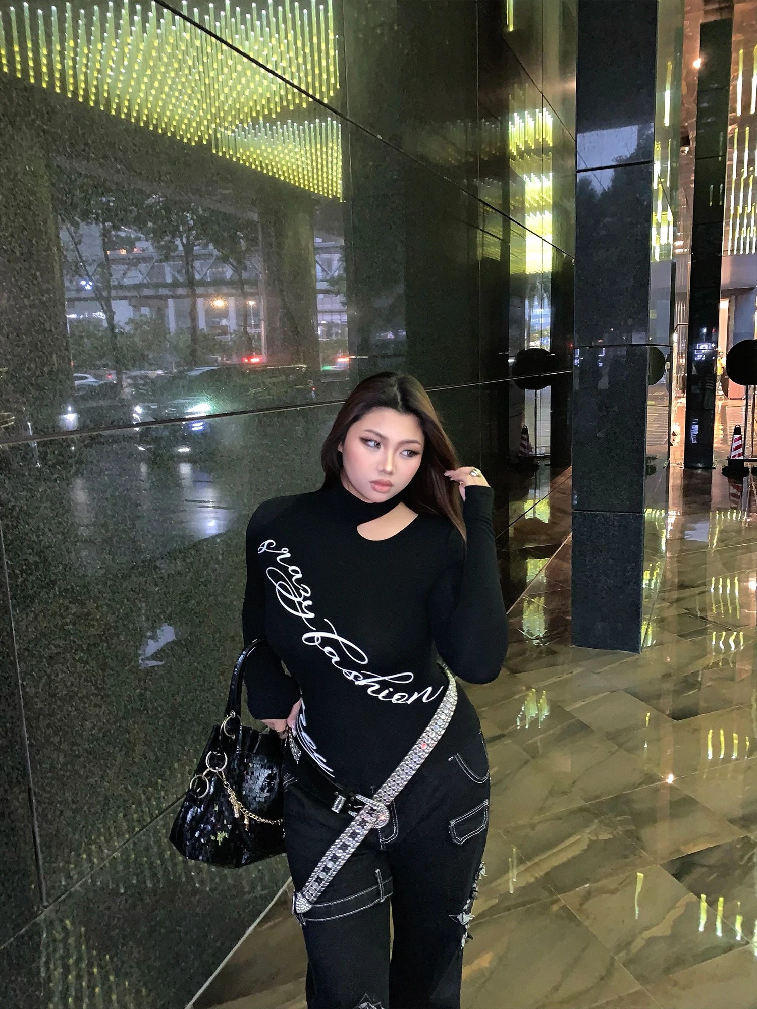 

Женская футболка Niangge с длинными рукавами, с вырезами, высоким воротником, с буквенным принтом, облегающая, удобная, из смесового хлопка, повседневный топ