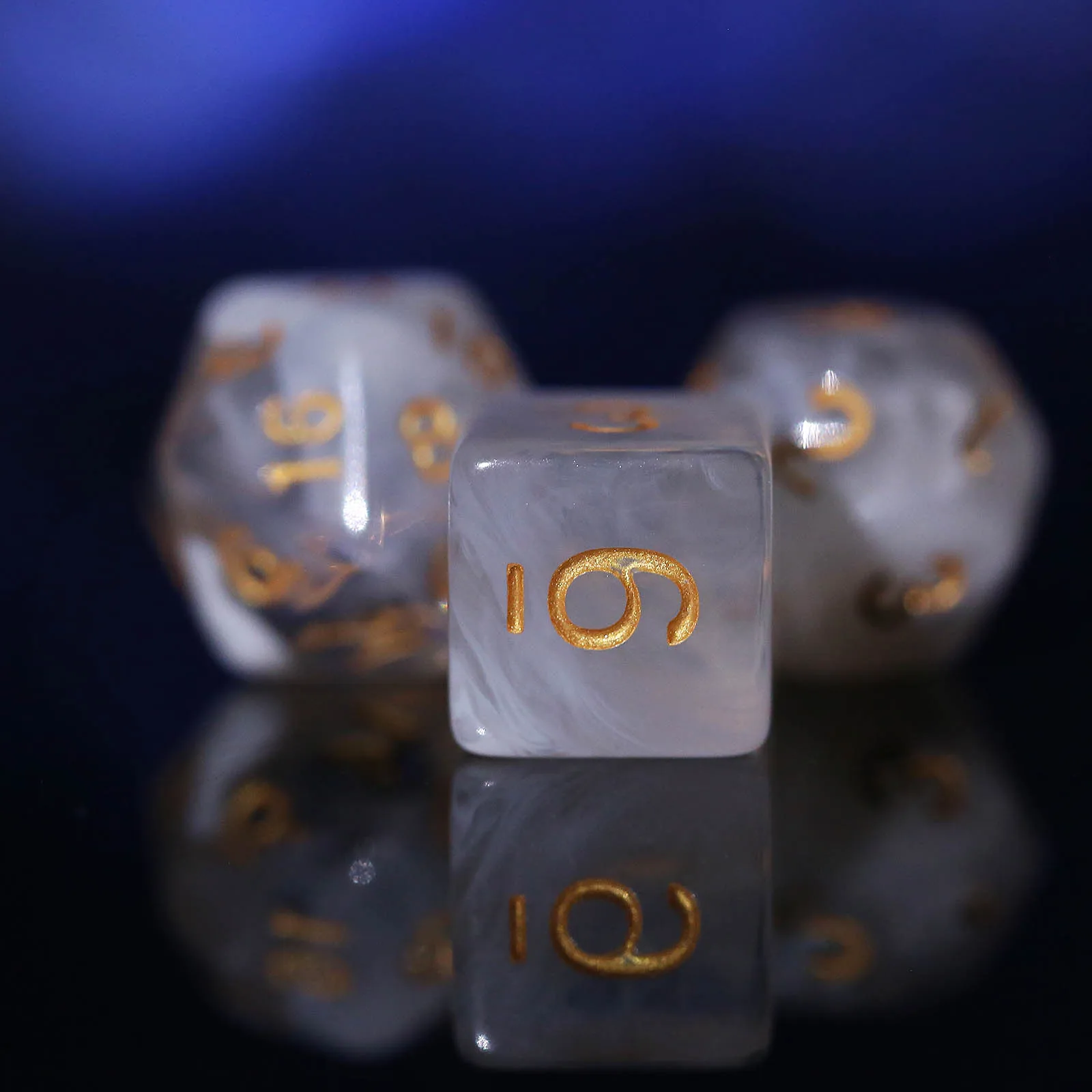 ลูกเต๋าเกมมีสองสี7ชิ้นลูกเต๋าทำนายแบบแวววาวลูกเต๋าโหราศาสตร์สำหรับเครื่องมือตลก