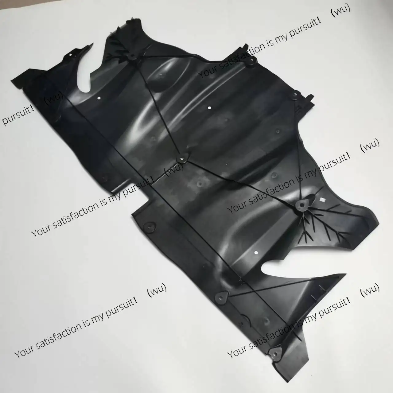 

Подходит для нижней защиты задней оси заднего двигателя Tesla model3 1498771-00-C