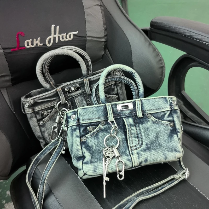 Denim Lock Bag 2024 Summer New Women's Bag Platinum Square Bag Spliced ​​shoulder Armpit Portable Small Square Bag Trendy Bag