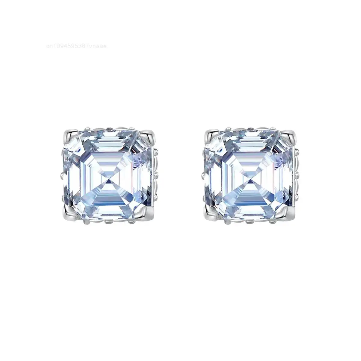 

Asche 0.5CT Square Diamond Moissanite Stud Earrings Exquisite Side-Set Micro-pavé Design Elegant Sophistication
