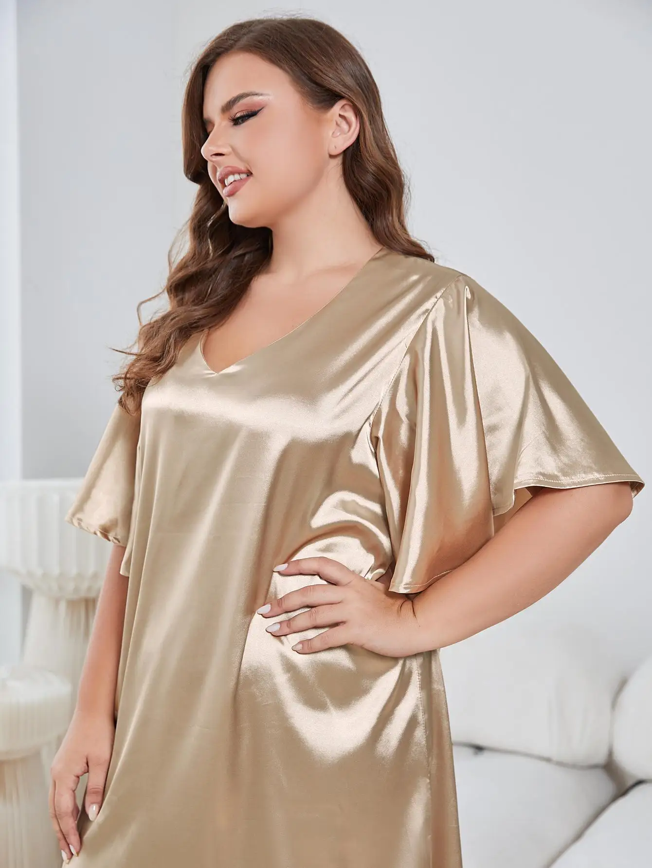 Plus Size Sleepwear Dresses V Necked for Women Pajama Ruffled Short Sleeves Side Split Homewear Female Nightwear Loungewear