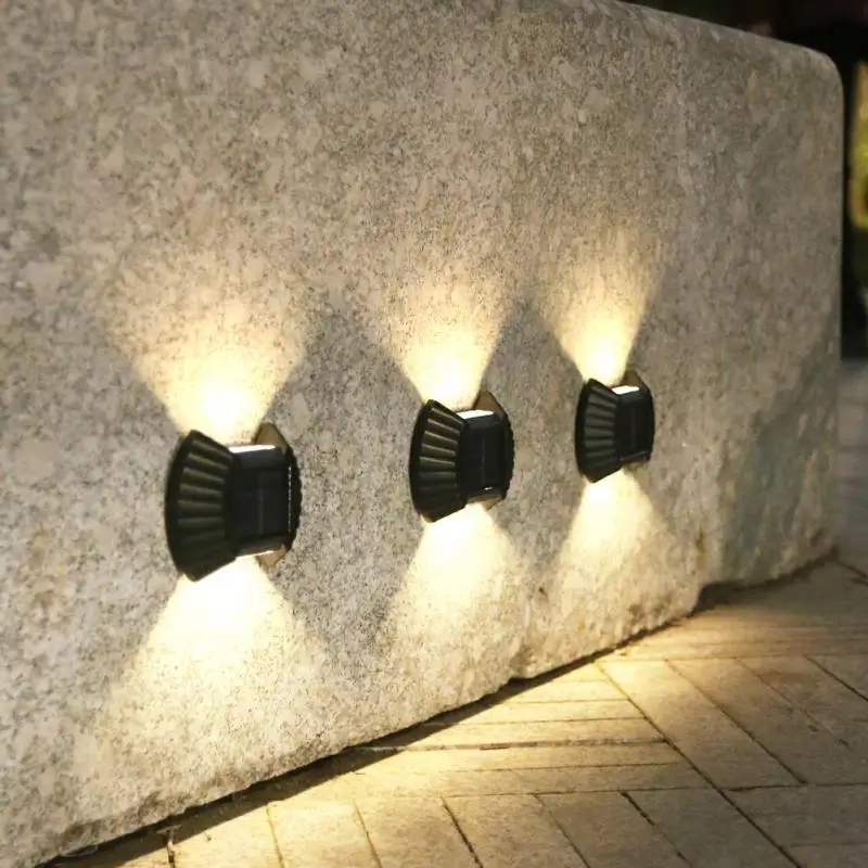 Solar Wall Light 2/4LED Waterproof Outdoor Garden Decoration Solar Light Wall Stair Aisle Wall Light Yard Luminous Wall Washer