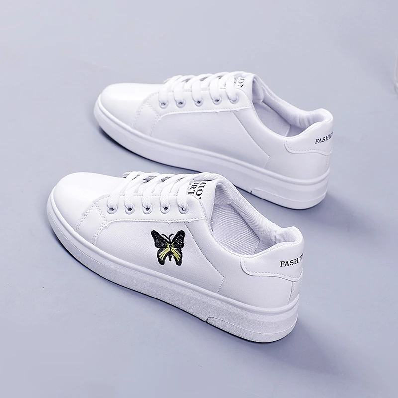 Shoes 2023 Women Running Spring Autumn Fashion White Breathable Embroidered Flower Lace-Up Casual Sneakers Zapatos De Mujer