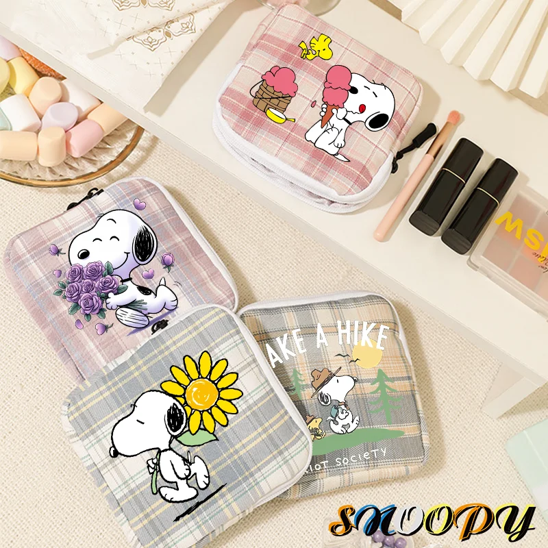 Snoopys Storage Bag Kawaii Cartoon Travel Portable Fashion Coin Purse Grid Trendy Lipstick Sanitary Napkin Storage Pouch Gift