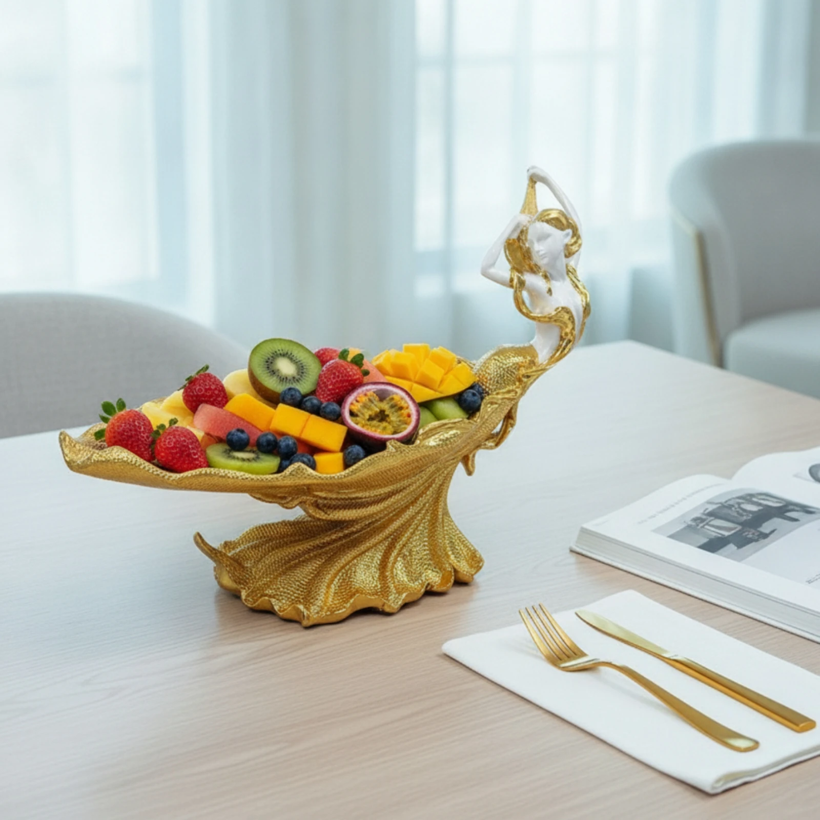 Decorative Fruit Tray Modern Peacock Fruit Bowl Plate Robust Tableware Festive for Homeowners, Living Room, Dining Table