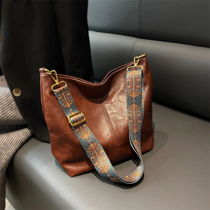 Vintage Solid Color PU Leather Women Fashion Shoulder Sling Bag Simple Wide Strap Bucket Crossbody Bag