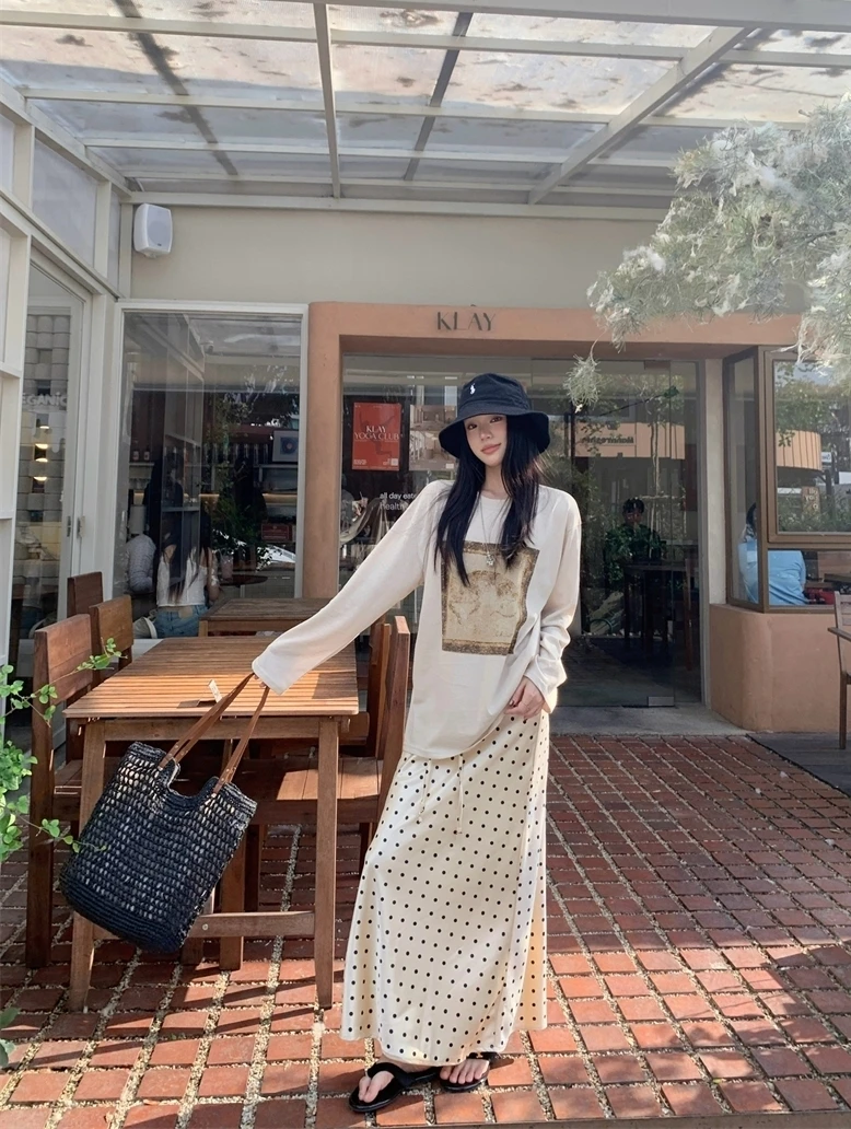 

Casual Polka Dot Satin Long Sleeve T-Shirt And Skirt Two-Piece Set Women's Summer Fashion Loose Fit round Dot Print Ensemble