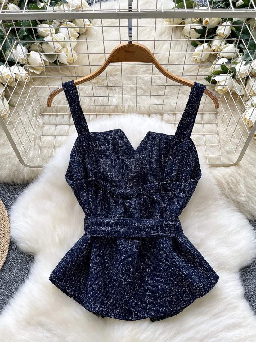 Foamlina Letni Elegancki Top na Ramiączkach Damski Seksowny Jednolity Dekolt V Bez Rękawów Odkryte Plecy Zapinany na Guziki Dopasowany z Paskiem Elegancki Krótki Top