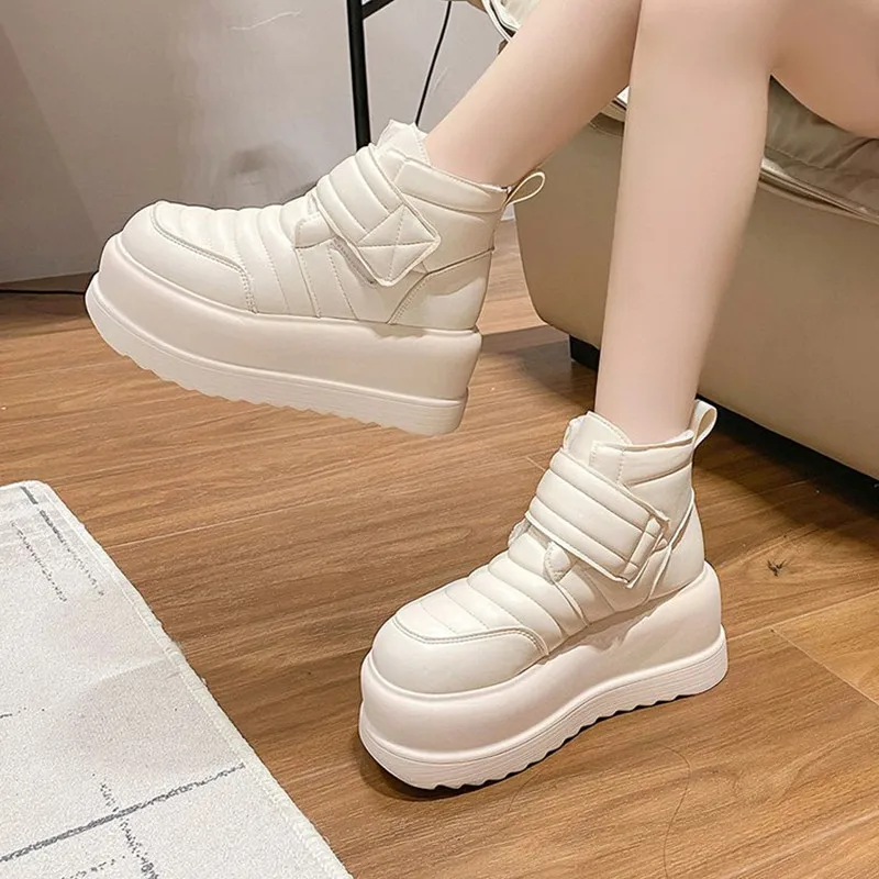 النساء الدافئة أفخم حذاء الثلوج 2026 جديد الشتاء مقاوم للماء الأحذية الجلدية 8 سنتيمتر الكعوب أحذية رياضية مكتنزة سميكة الفراء عالية منصة حذاء بوت بطول الكاحل #4