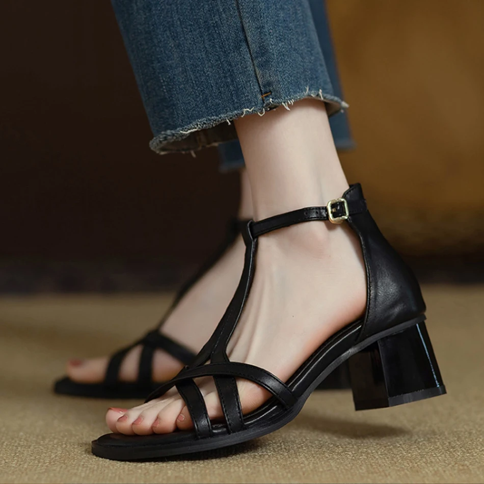 

Женские босоножки с открытым носком на среднем каблуке, лето 2025, римские женские туфли из натуральной мягкой кожи на толстом каблуке с Т-образным ремешком