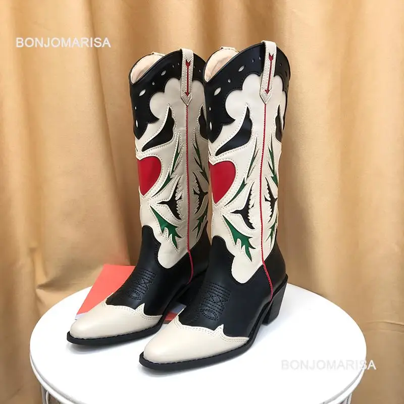 Embroidered Western Boots For Women Heart Shaped Fashion Cowboy Cowgirl Boots Handmake Retro Vintage Shoes 2022 Winter Autumn