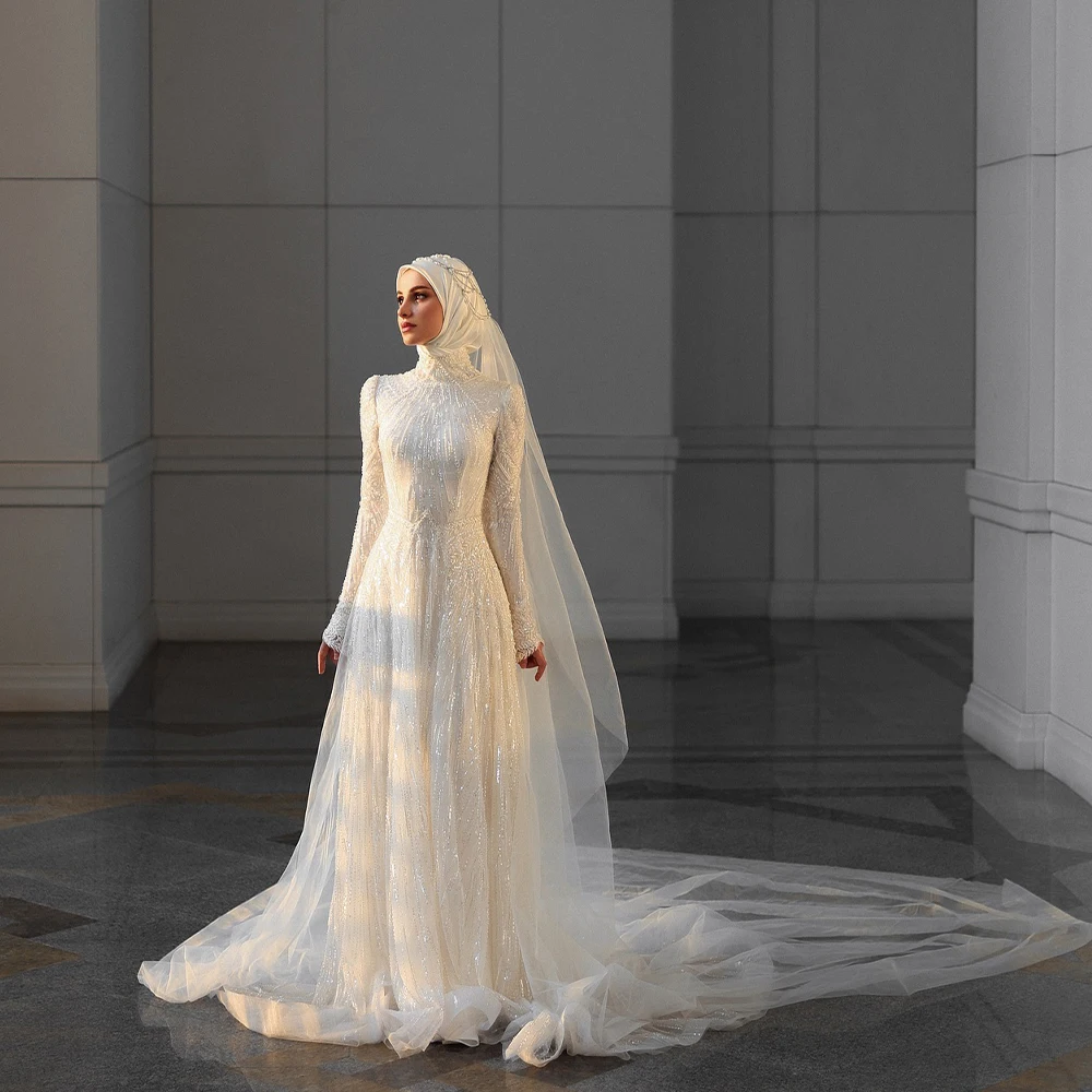 hijab wedding dress Discover 98 Hijabi Brides and hijabi saree bride ideas a high neckline Luxury Hijab Wedding Dress A-Line