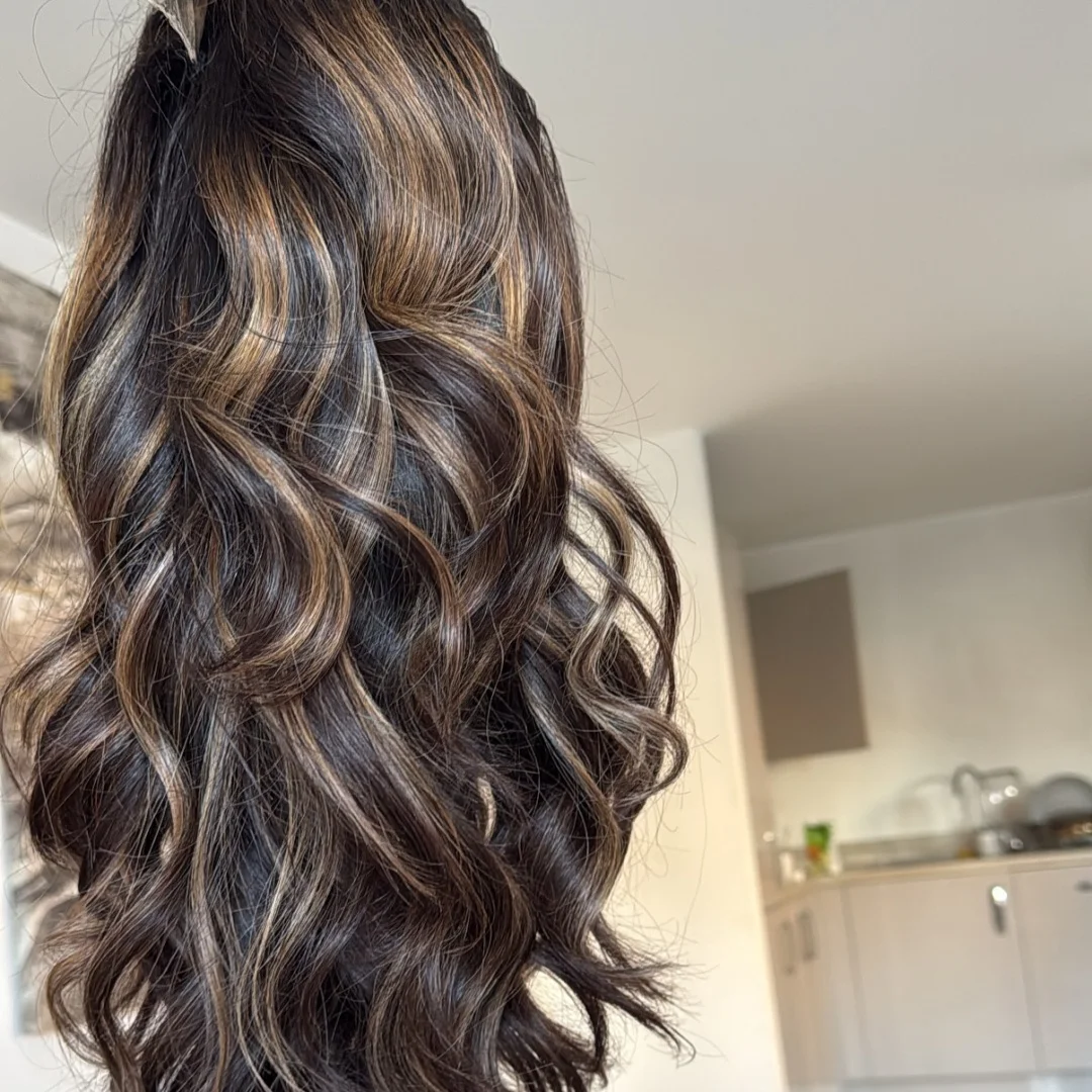 

Темно-коричневые парики Highlight HD Прозрачные синтетические кружевные парики для женщин Бесклеевые парики высокой плотности Объемная волна Ежедневные парики для косплея