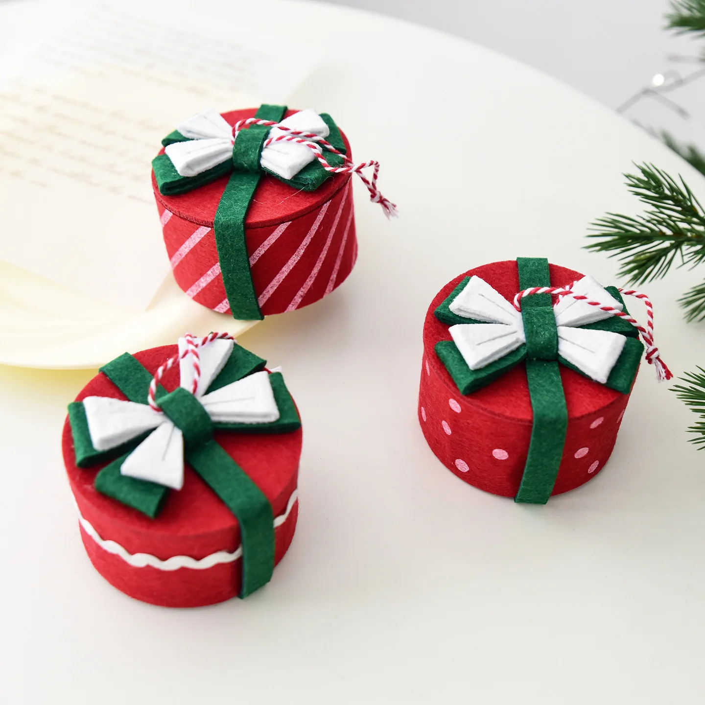 

Christmas decoration mini Christmas gift bag gift box small hanging decoration Christmas tree decoration pendant