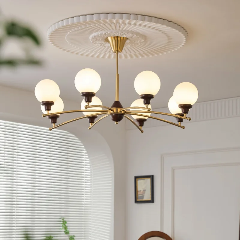

American solid wood chandelier, French retro living room main lamp, medieval style