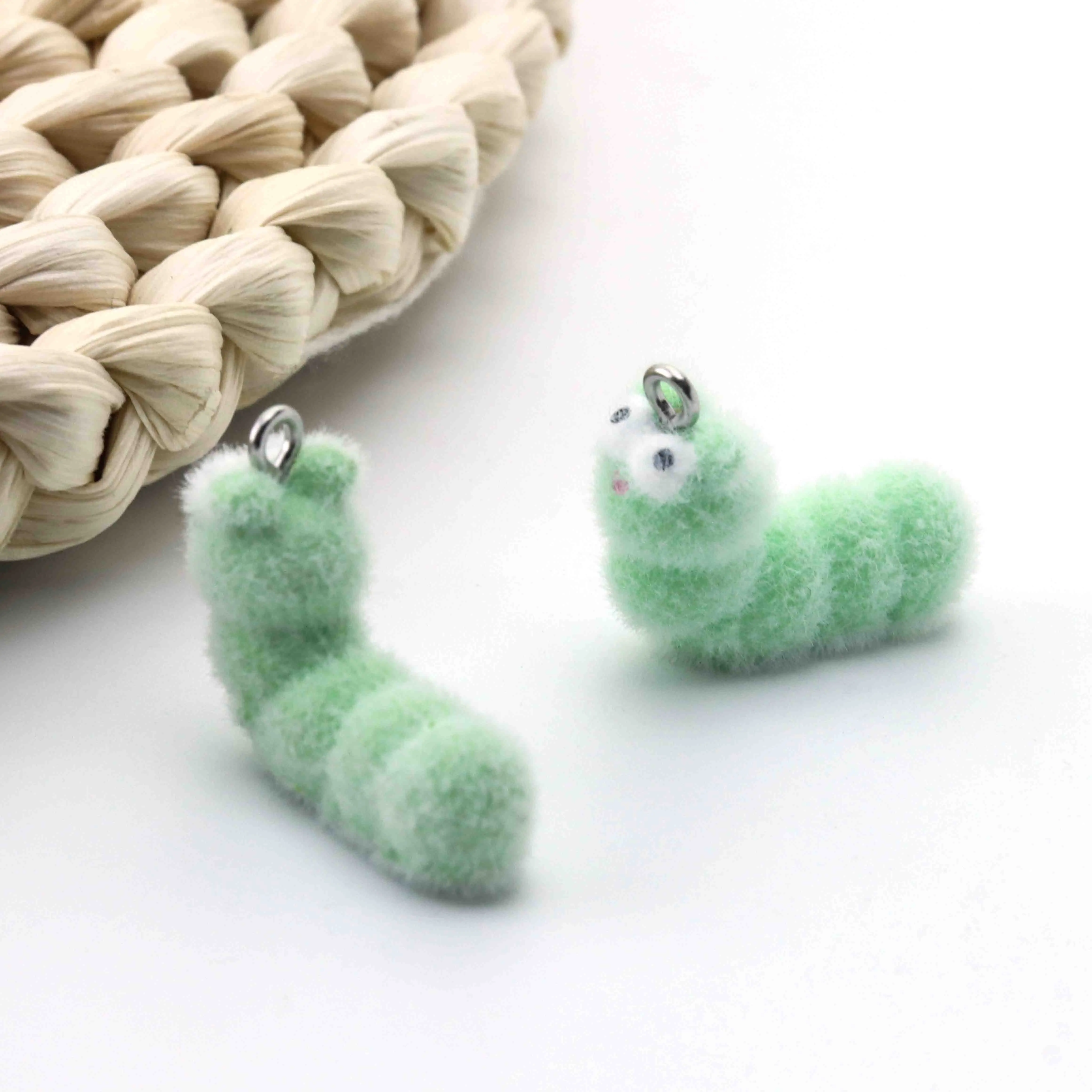 

20pcs Flocked Resin Caterpillar Creative Pendant Suitable For DIY School Bag Key Chain Mobile Phone Necklace Pendant Accessories